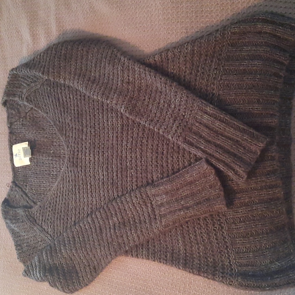 Aerie sweater